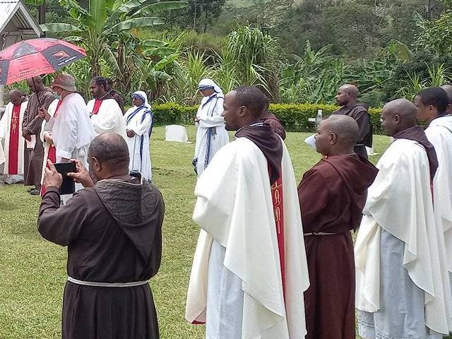 PNG Cemetery4